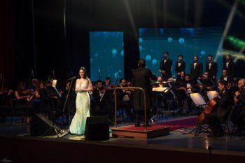 شاهد .. نانسي زعبلاوي تبهر الحضور بحفلها في دار الأوبرا السورية-بالصور