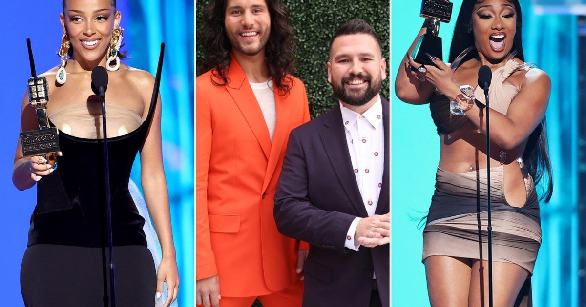 شاهد .. دريك وتايور سويفت وأوليفيا رودريغو فائزين في حفل توزيع جوائز بيلبورد الموسيقية