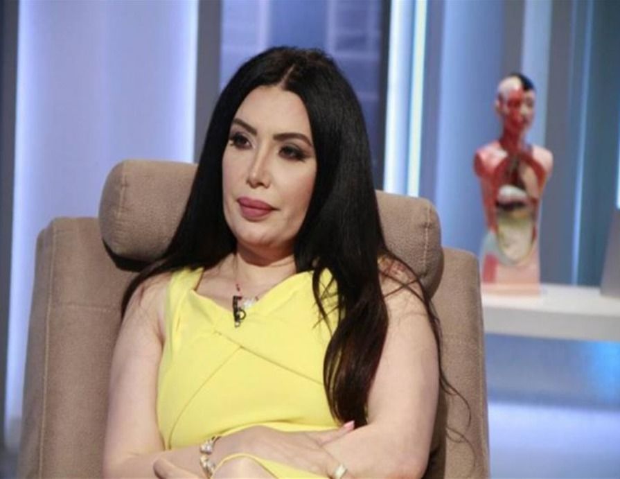 عبير صبري بتاخد رأيك في قصة شعرها الجديدة