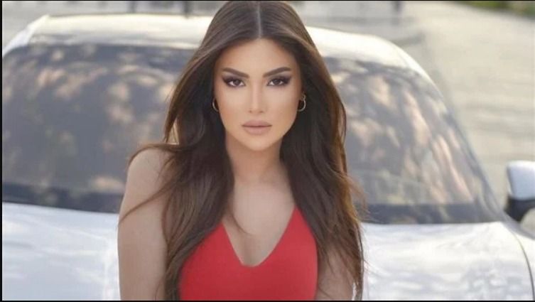 هدي الإتربي تشعل السوشيال ميديا بفستان أحمر جريء – شاهد