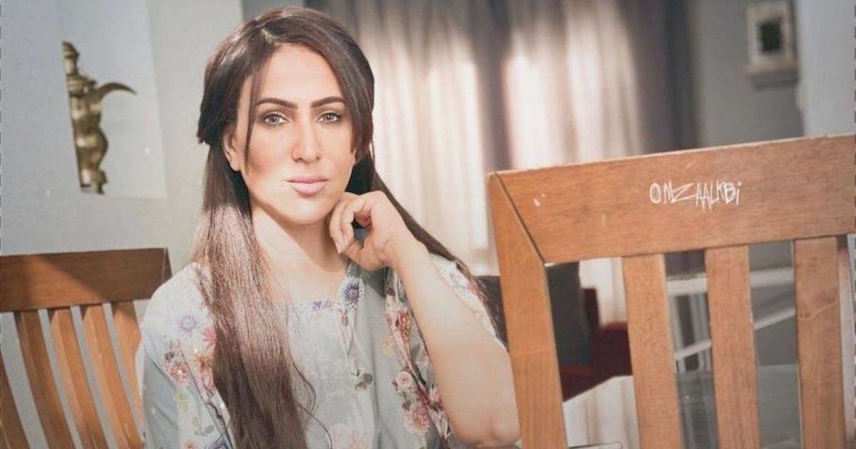 شاهد .. وفاء مكي من على سرير المستشفى.. وتطلب من المتابعين الدعاء لها