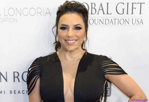 شاهد .. بالصورة - فستان إيفا لونغوريا محط الأنظار في مهرجان كان السينمائي