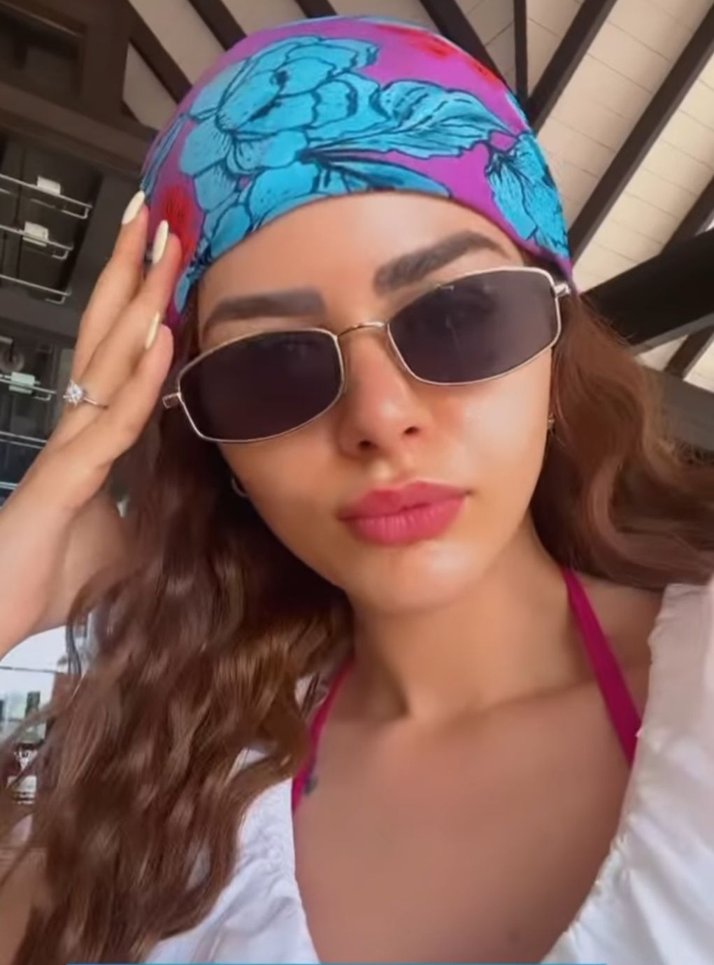 هنادي مهنا تخطف الانظار من المالديف – شاهد