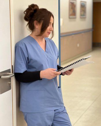 شاهد .. بالصورة - كارين رزق الله تشوّق متابعيها لمسلسلها الجديد