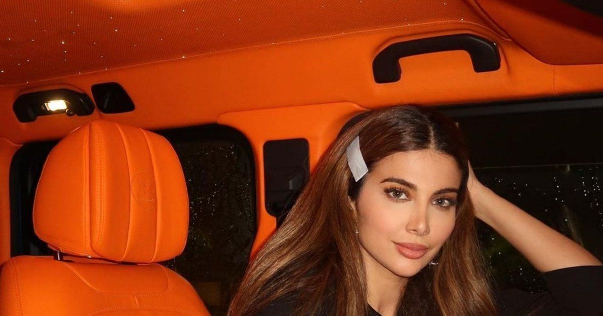 شاهد .. باولا الست في مهرجان "كان".. وإطلالتها تلفت الأنظار