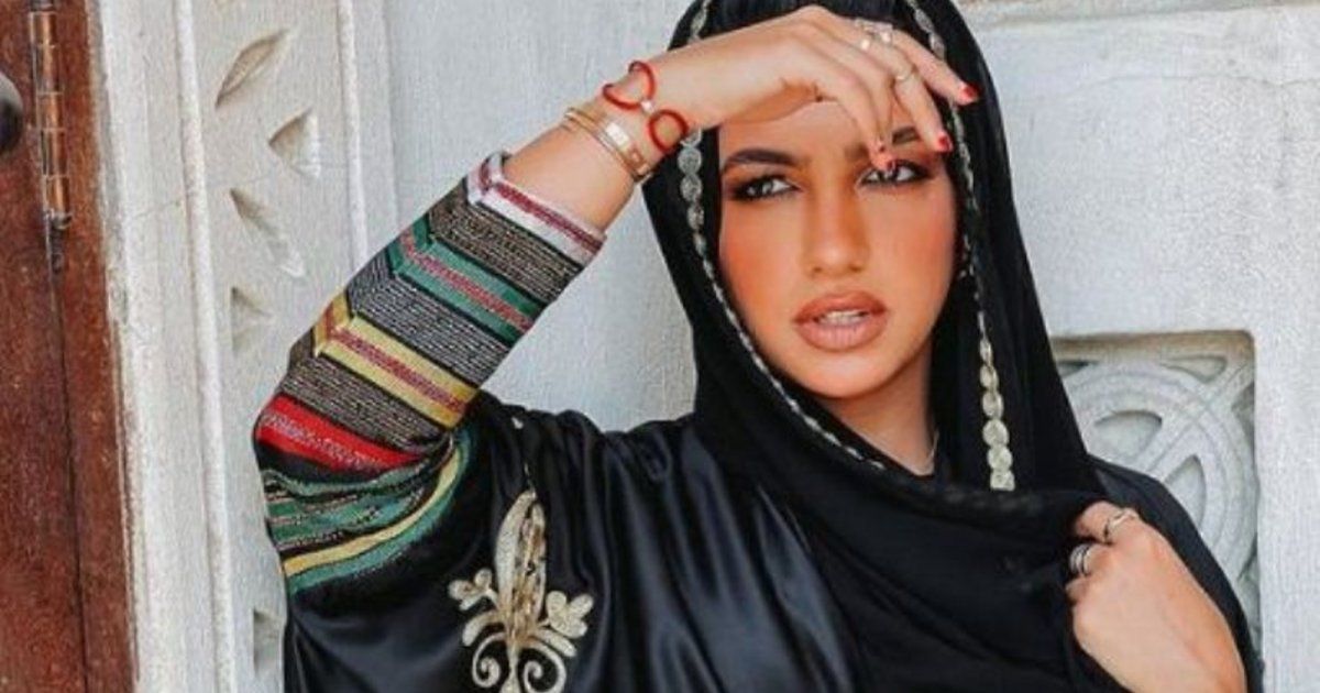 شاهد .. نجلاء الودعاني تحتفل بخطوبتها على اللاعب السعودي عبدالرحمن الدخيل -بالصور