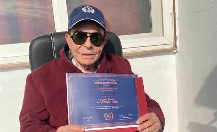 الضحكة الاخيرة .. إخر صورة لـ” سمير صبري ” قبل إيام من وفاته