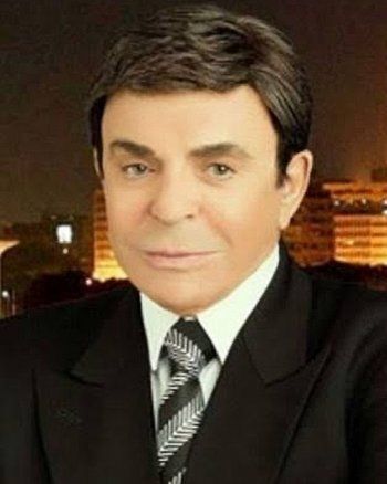 شاهد .. بهذه الكلمات نعت فيفي عبده الراحل سمير صبري