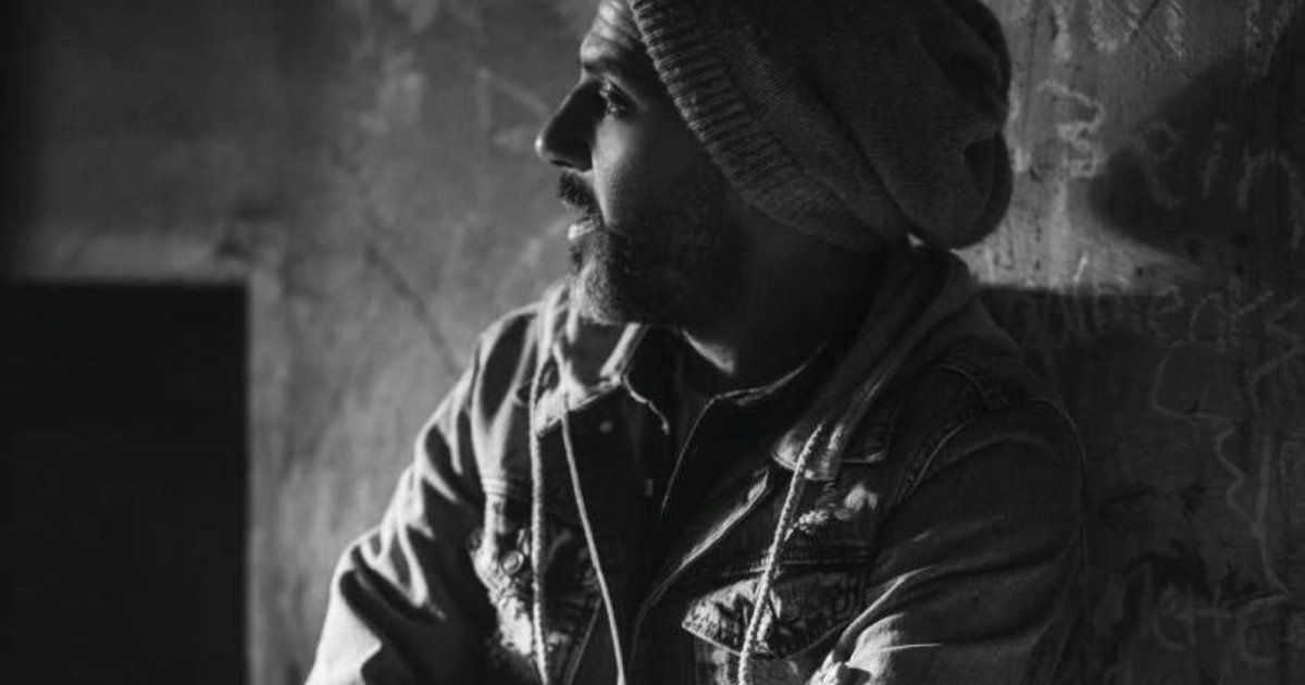 شاهد .. محمود صيام يطرح كليب أولى أغنياته المنفردة "رجعوني"-بالفيديو