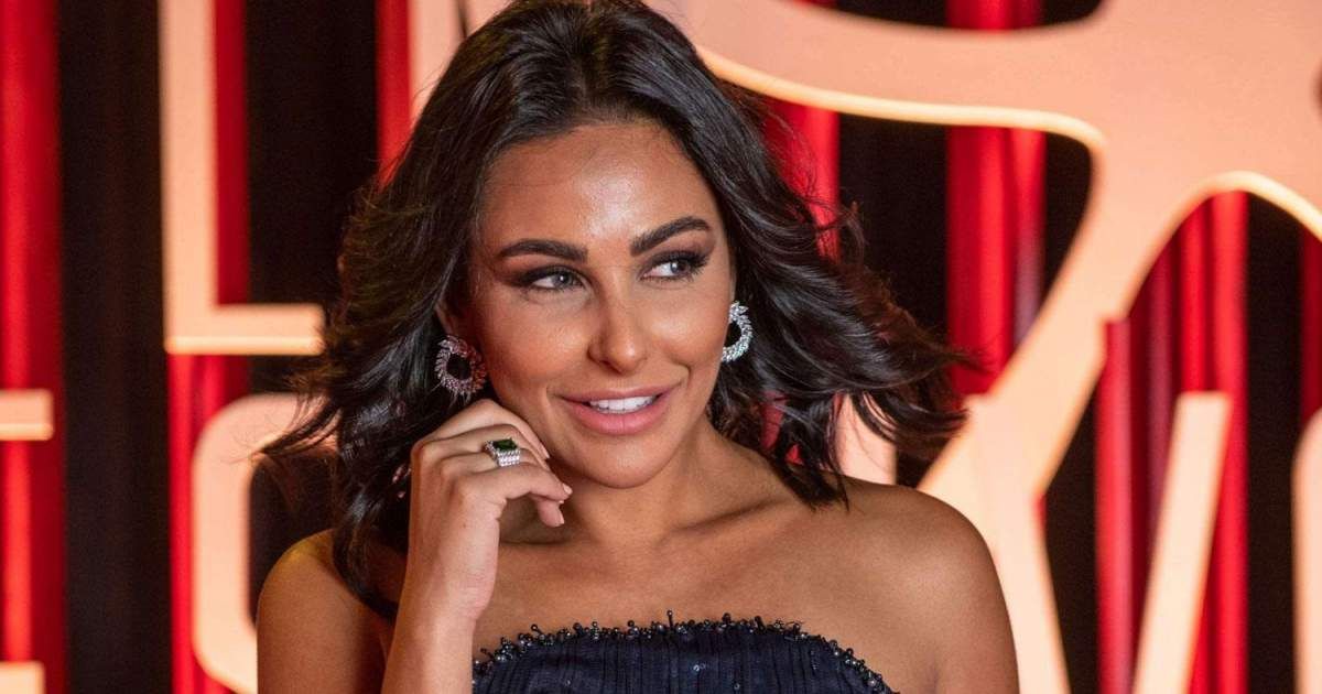 شاهد .. ميس حمدان تخطف الأنظار بآخر إطلالاتها والجمهور يتفاعل