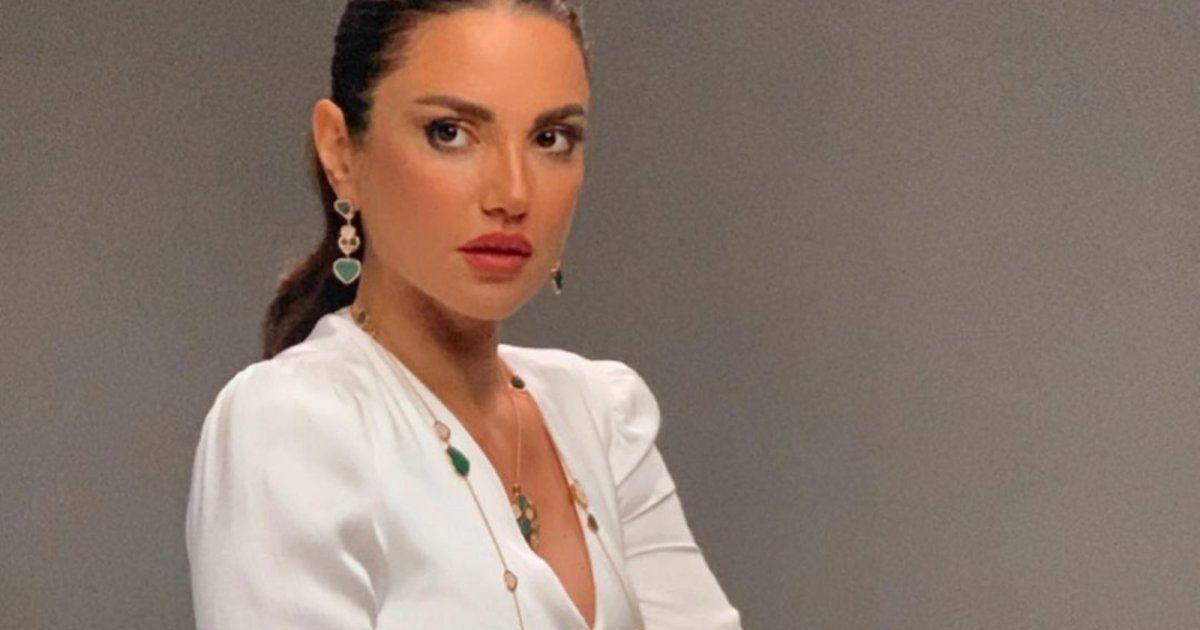 شاهد .. درة بإطلالة خاطفة للأنظار.. وفستانها حديث المتابعين