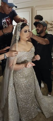 رقص و إحضان – شاهد علي حفل زفاف بوسي وهشام ربيع