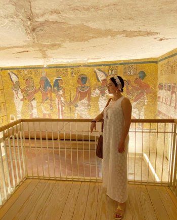 شاهد .. نسرين طافش بفستان أبيض وإطلالة حيوية.. والجمهور يتفاعل