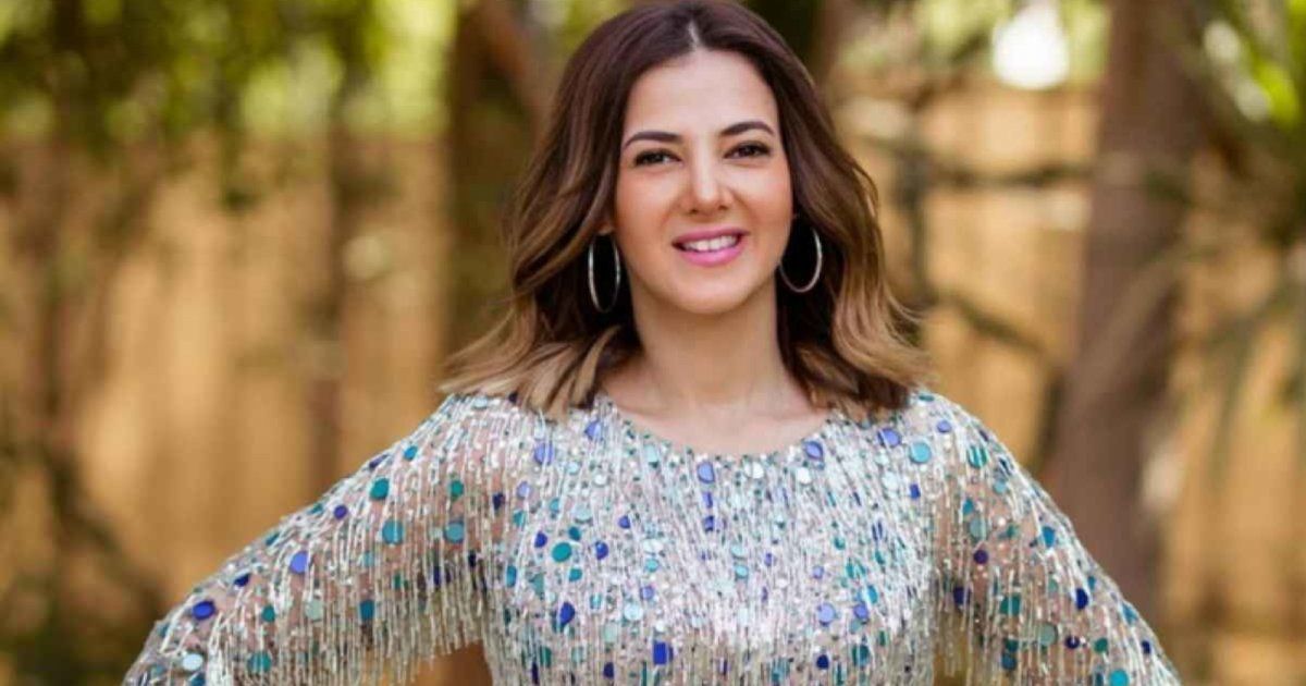 شاهد .. دنيا سمير غانم تستمتع بعطلتها في لندن.. وتظهر مع هؤلاء المشاهير