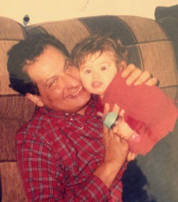 شاهد .. هكذا إحتفلت هنادي مهنا بعيد ميلاد والدها