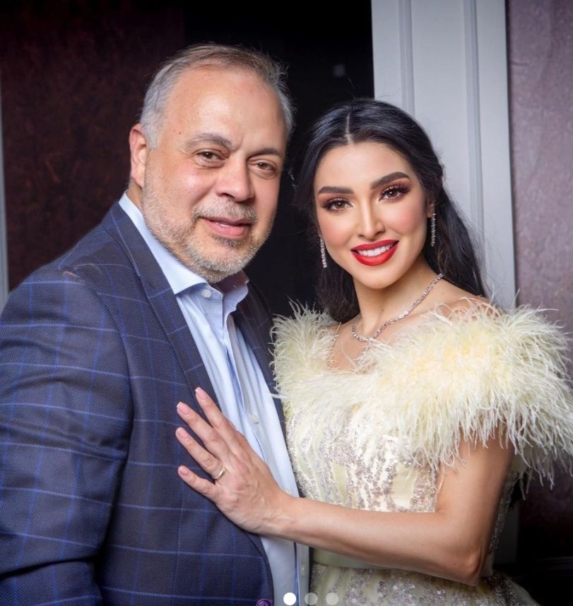 بطل قصة حياتي.. روجينا تتغزل في زوجها اشرف زكي – شاهد