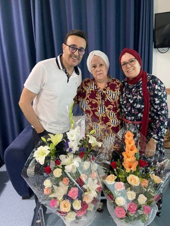 شاهد .. صابر الرباعي يكشف آخر تطورات وضع والدته الصحي بعد دخولها إلى المستشفى-بالصورة