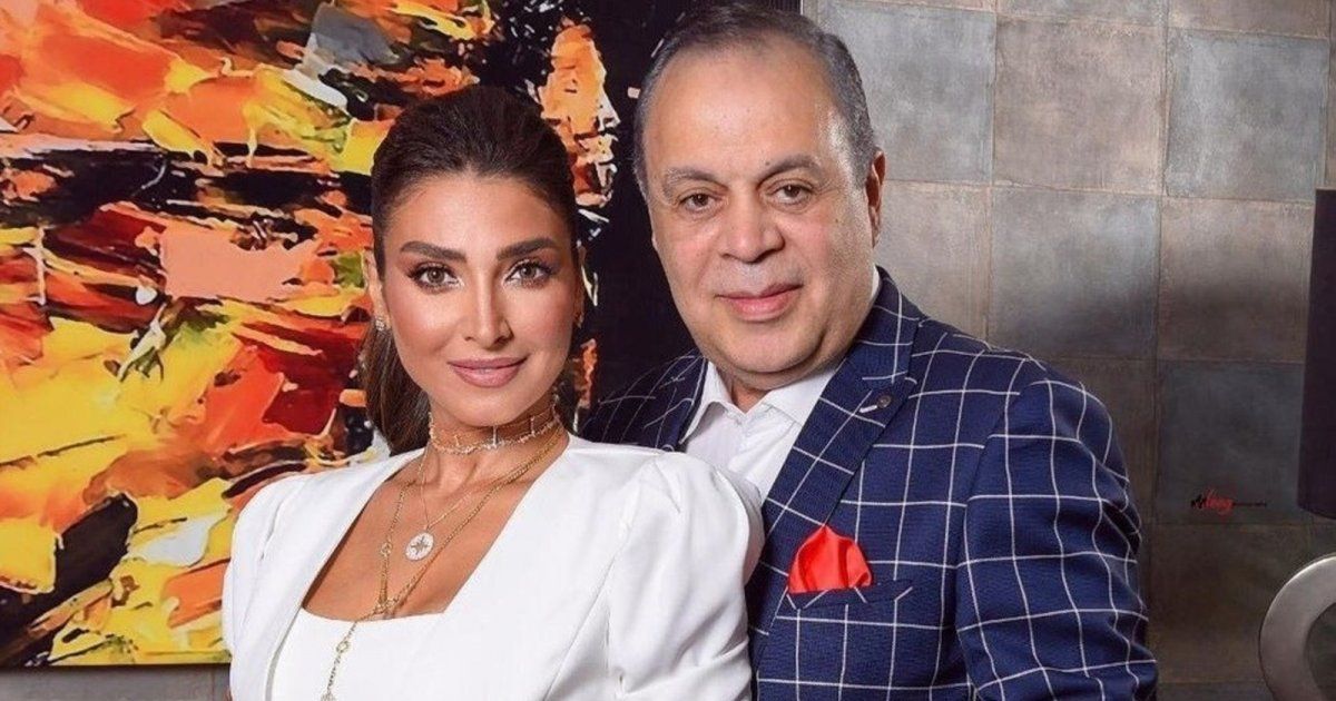 شاهد .. روجينا مغازلة أشرف زكي :"بطل قصة حياتي"-بالصور