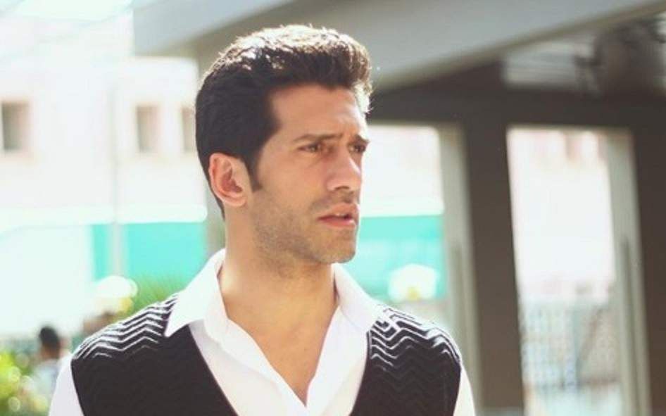 شاهد .. بالصورة - أحمد مجدي يستعرض لياقته ويشعل مواقع التواصل الإجتماعي