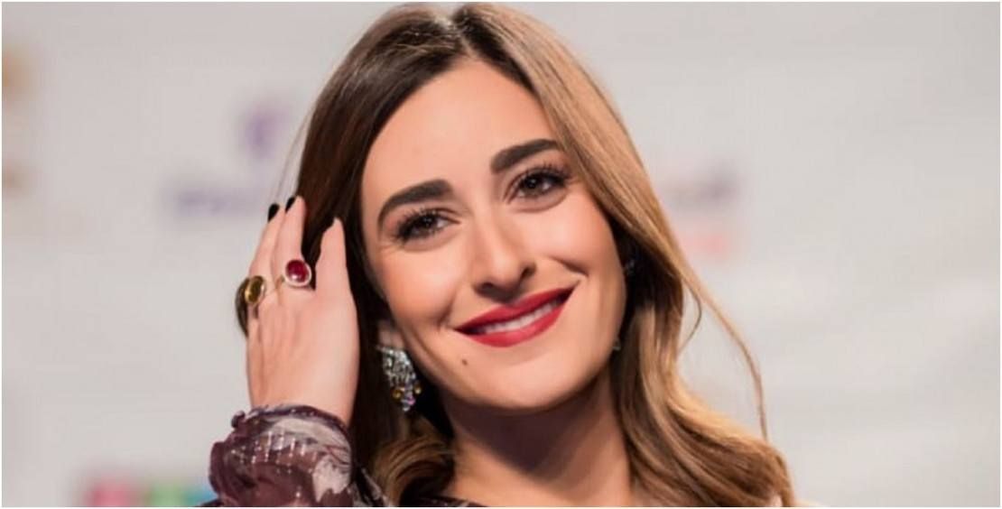 هروب مذيعة مصرية شهيرة ليلة زفافها .. لن تصدق السبب !