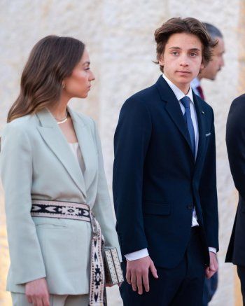 شاهد .. الملك عبدالله الثاني والملكة رانيا يحتفلان بعيد إستقلال الأردن