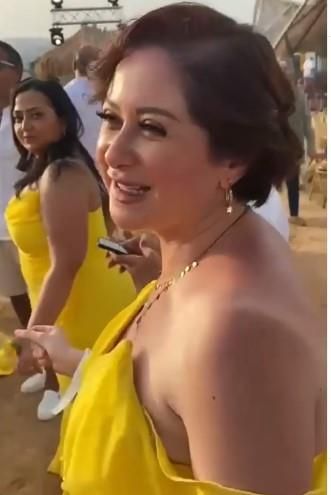 وصلة رقص للقمر مي نور الشريف في حفل زفاف دنيا عبد العزيز – شاهد