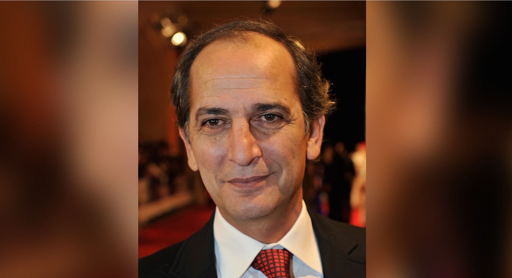 بالفيديو – هشام سليم محير الجمهور بتعبه : كانسر ولا كورونا