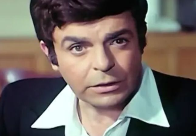 نصدق مين محمد عشوب أم طارق الشناوي : عشوب جايب إبن جديد لسمير صبري