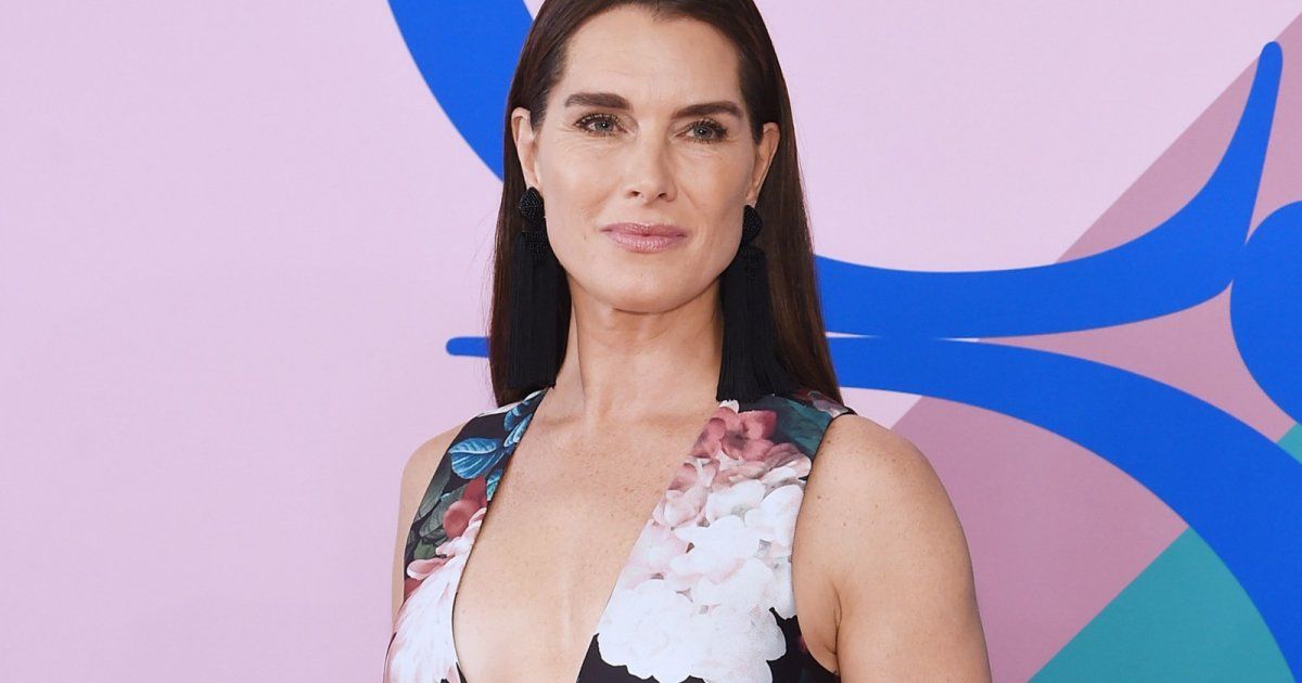 شاهد .. بالصورة - بروك شيلدز تتألق مع إبنتيها خلال حدث في نيويورك