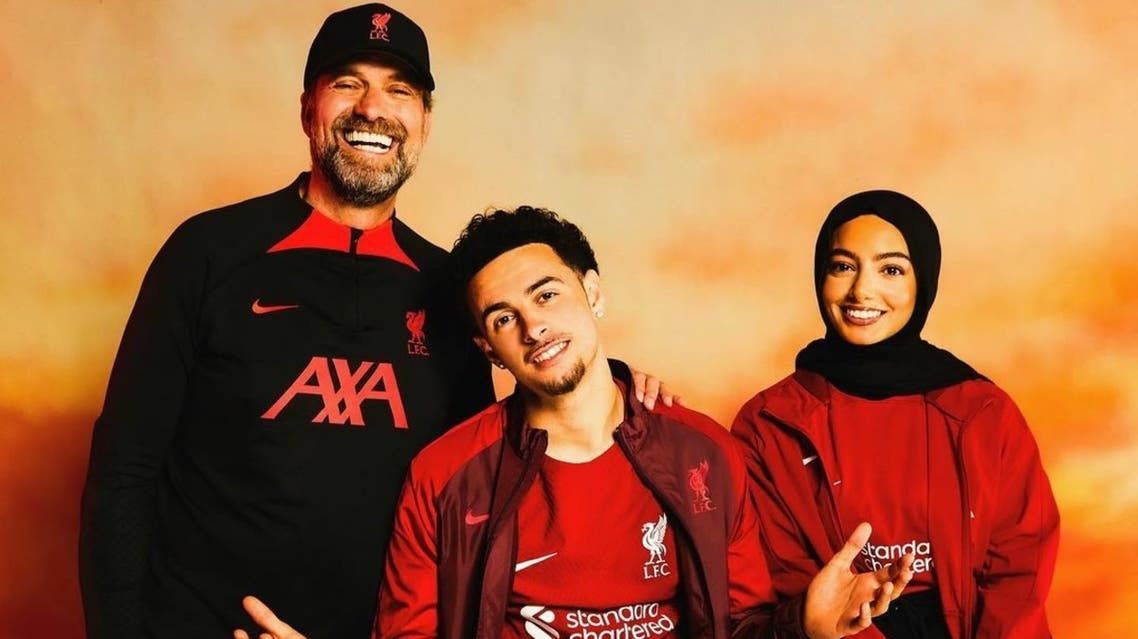 عارضة أزياء يمنية تظهر في إعلان لليفربول – شاهد