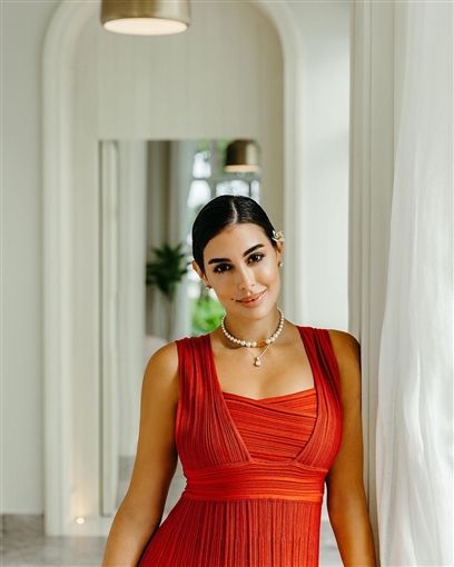 شاهد و إحكم بنفسك – ياسمين صبري بفستان بـ60 ألف جنيه