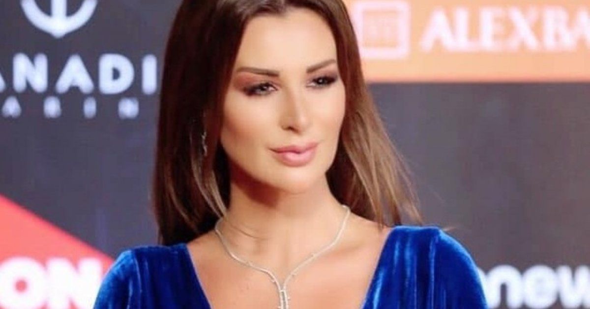 شاهد .. بالصور- كاتيا كعدي تخطف الأنظار خلال تقديمها لمهرجان الـ "ميما"