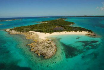 شاهد .. نيكولاس كيدج يبيع جزيرته في الباهاما مقابل هذا المبلغ الخيالي ... شاهدوها - بالصور