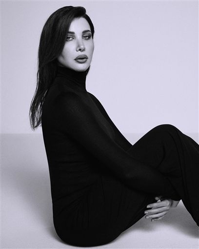 نانسي عجرم بفستان شفاف جريء – غمض عينك