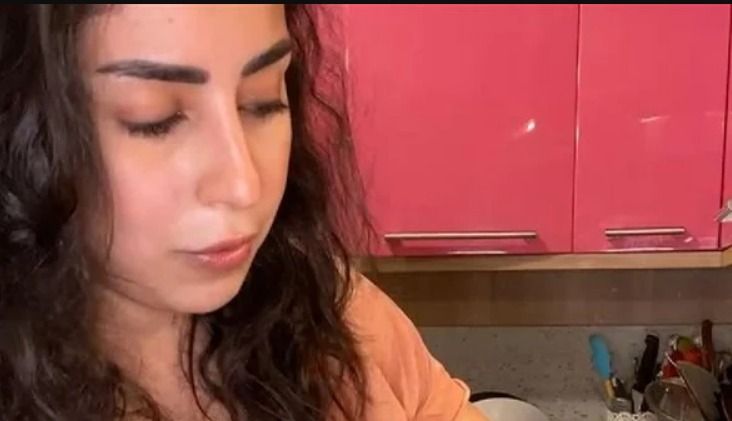 أيتن عامر هتعلمك إزاي تعملي الأكل السكندراني – فيديو