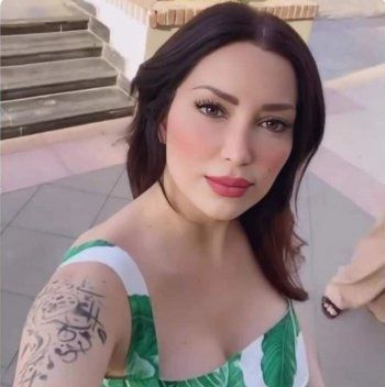 شاهد .. نسرين طافش تحصل على وشم جديد.. وشكله لافت