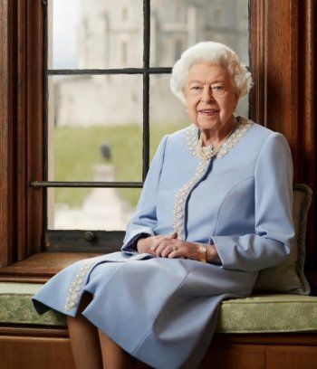 شاهد .. صورة جديدة للملكة إليزابيث الثانية قبل اليوبيل البلاتيني