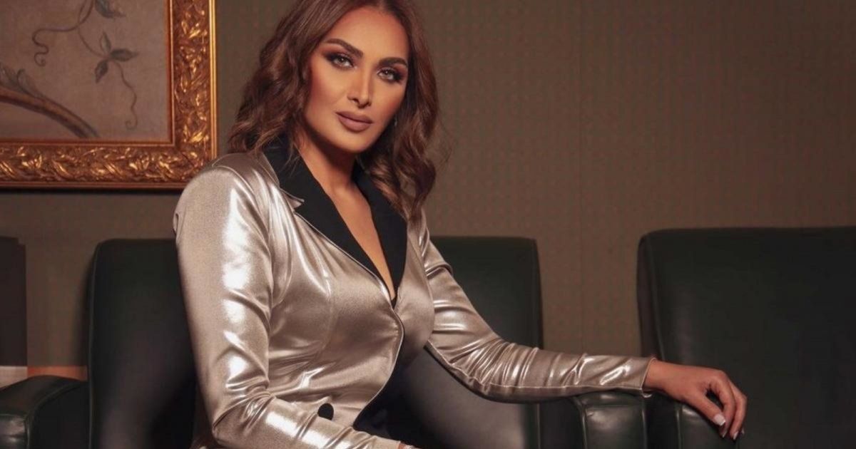 شاهد .. بالصورة- قمر خلف تصدم الجمهور بشكلها الجديد