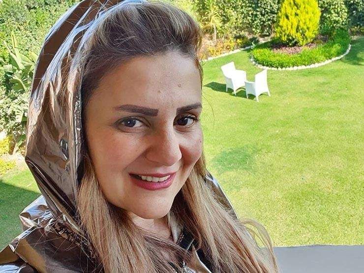 شاهد .. بالصور - رانيا محمود ياسين توجه رسالة مؤثرة الى والدها يوم عيد ميلاده