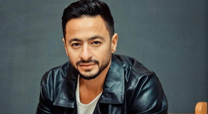 شاهد .. حمادة هلال يعلق على فوز جوني ديب بقضية الطلاق وهذا ما قاله