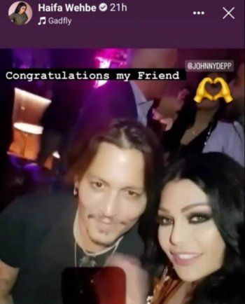 شاهد .. هيفا وهبي بإطلالة براقة تسحر المتابعين وتستعيد لقائها بـ جوني ديب لتبارك له-بالصورة والفيديو