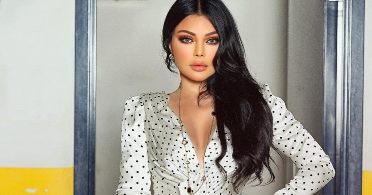 شاهد .. هيفا وهبي بإطلالة براقة تسحر المتابعين وتستعيد لقائها بـ جوني ديب لتبارك له-بالصورة والفيديو