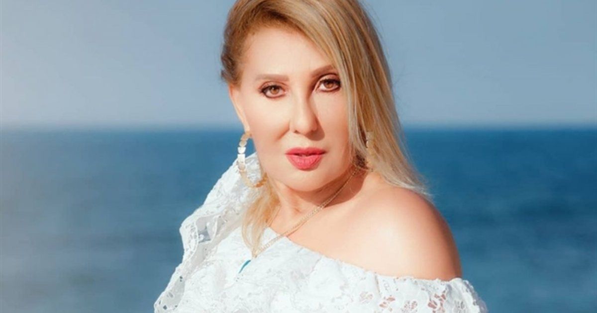 شاهد .. نادية الجندي تشارك آخر إطلالاتها...وأناقتها حديث المتابعين