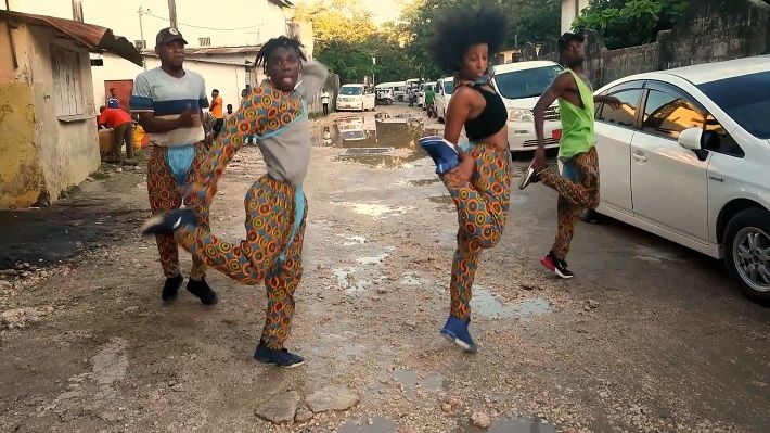 الراقصة المصرية “يارا صالح” تشارك في أول فيلم ضمن سلسلة spotify – فيديو