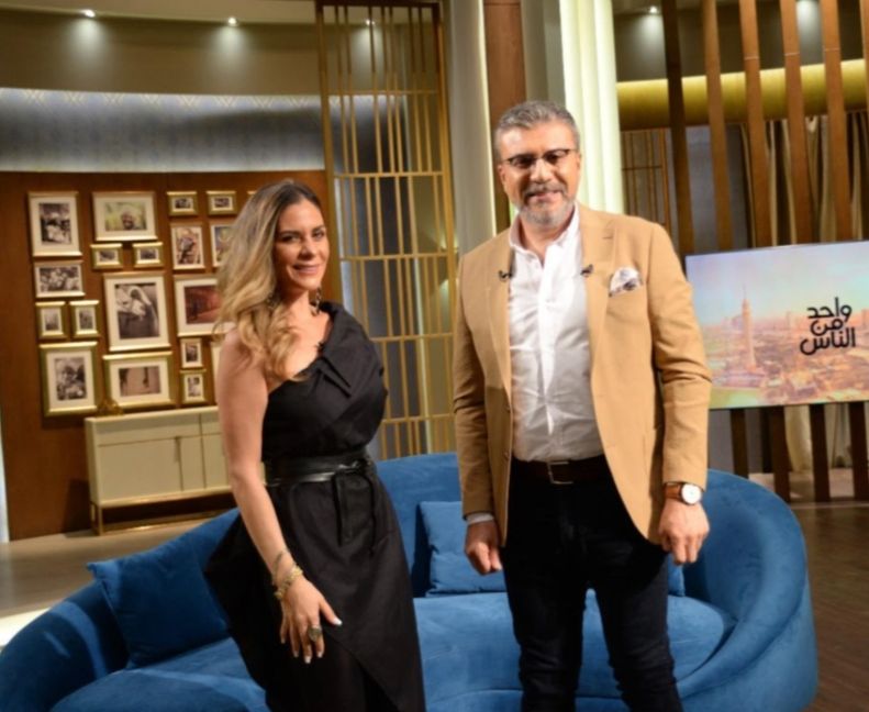 غدا نادين ضيفة” واحد من الناس” على شاشة “الحياة”