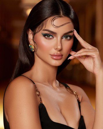 شاهد .. ماهلاغا جابري تسحر المتابعين بإطلالة لامعة