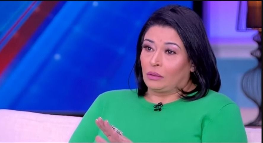 الفنانة صفوة : ندمانة بسبب مشاهدي في فيلم هي فوضي – فيديو