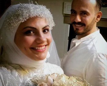 شاهد .. جابر بوخدار يدخل القفص الذهبي ونجوم الفن يباركون له