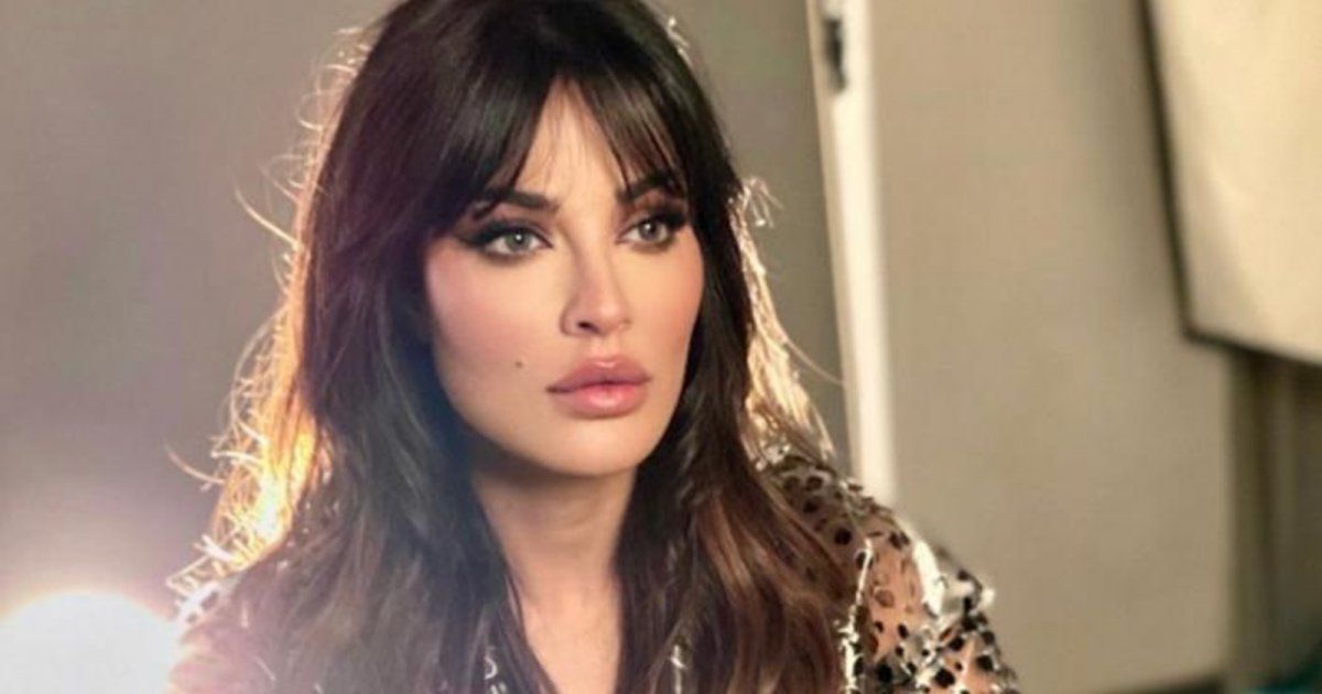 شاهد .. بالفيديو- نادين نسيب نجيم تحتفل بالمناولة الأولى لإبنتها