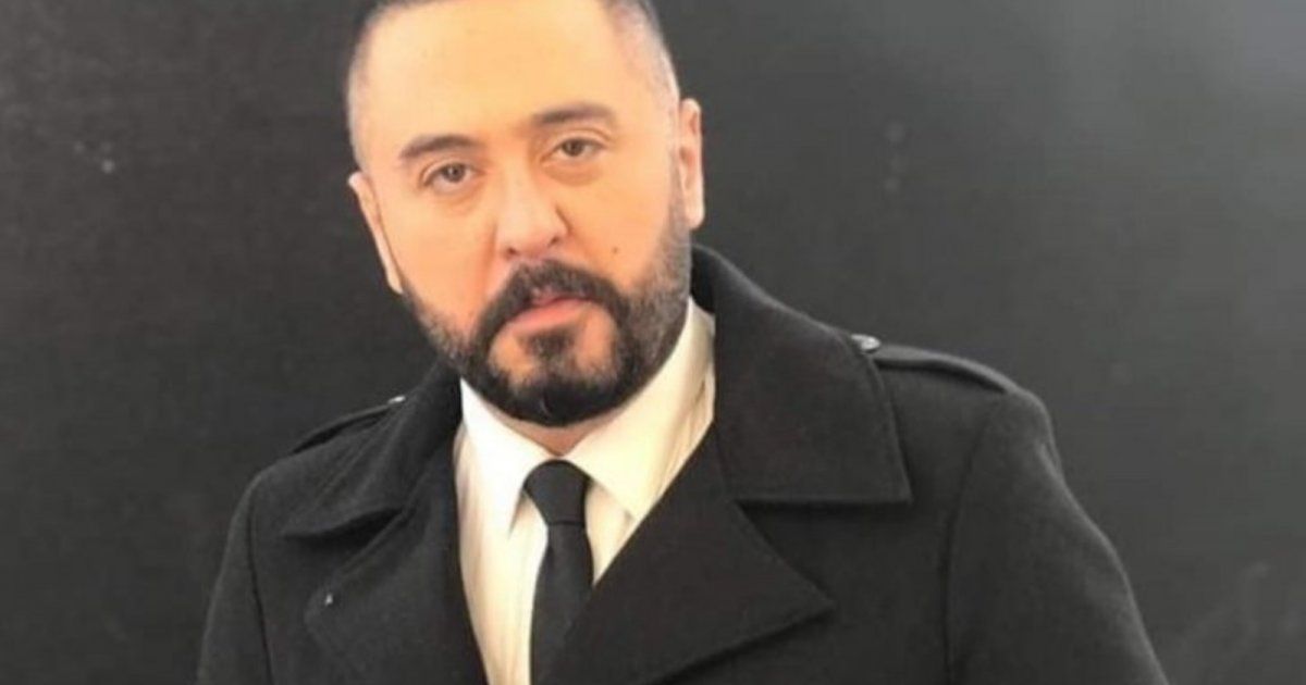 شاهد .. بعد تعرضه لعملية جراحية..عمرو عبد العزيز يكشف عن تطورات حالته الصحية